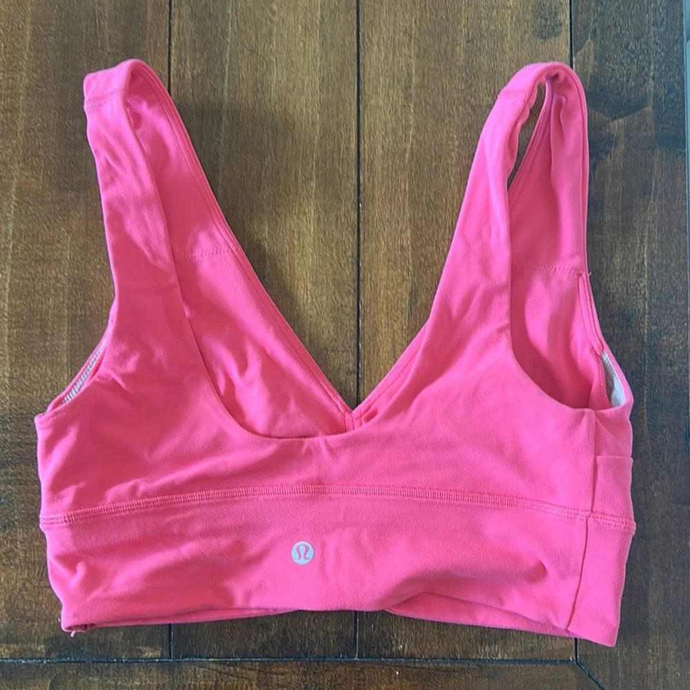 Lululemon Pink Sports Bra with Wide Straps and V-Neck 8 - Picture 2 of 3